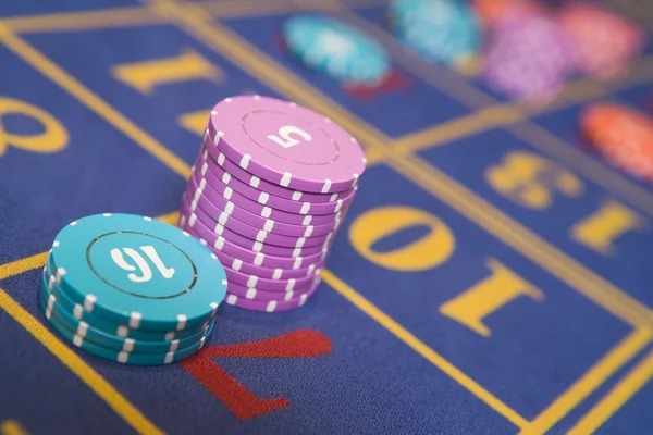 operabola slot game bonus round trigger with multiplier display