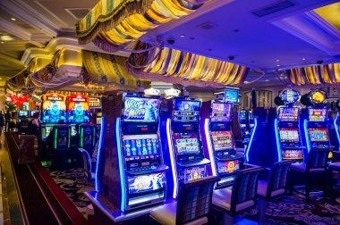 operabola Teen Patti live dealer table with professional croupier